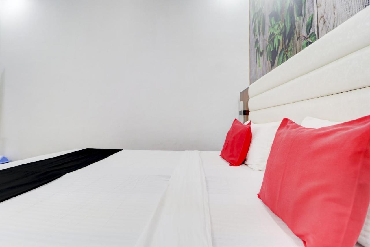 Capital O 79471 Hotel Sekhon Patiala Luaran gambar